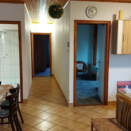 Апартаменты Voros Apartman *