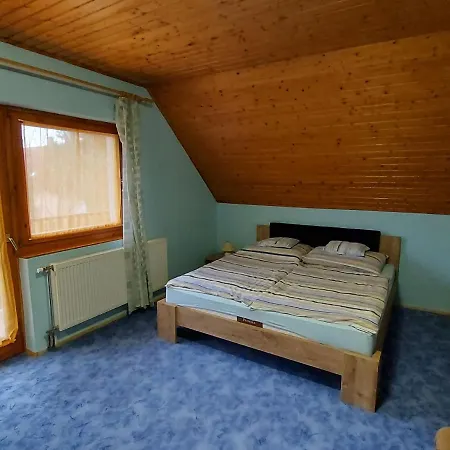 Voros Apartman Апартаменты *